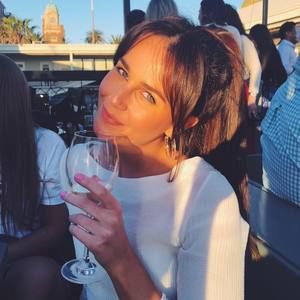 Meet your Posher, Ashlee